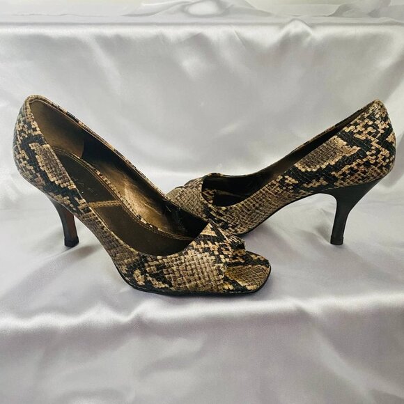TAHARI Snake Skin Open Toe Shoes - Picture 1 of 6